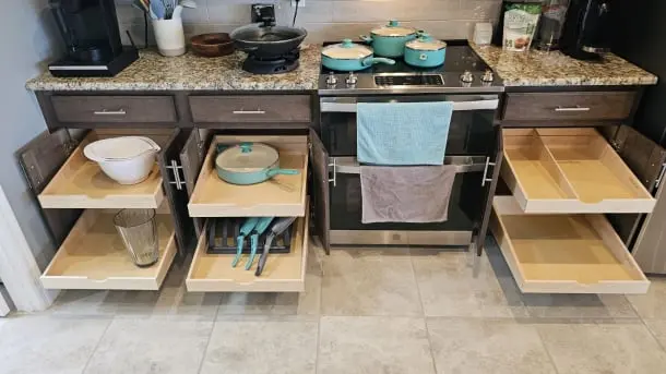 Kitchen Pull Out Drawers & Sliding Shelves in Palm Coast, FL